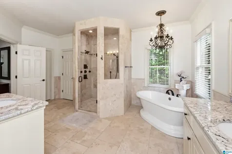 8237 Castlehill Road Hoover AL 35242
