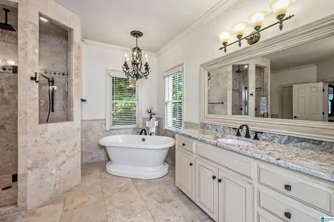 8237 Castlehill Road Hoover AL 35242