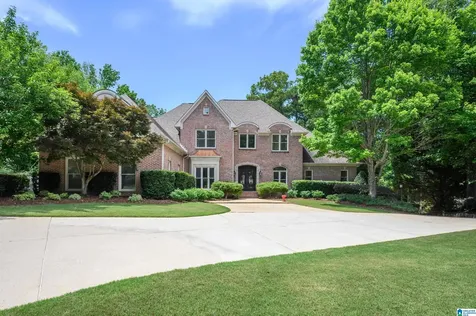 8237 Castlehill Road Hoover AL 35242