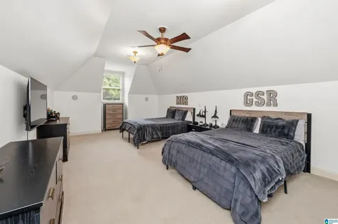 8237 Castlehill Road Hoover AL 35242
