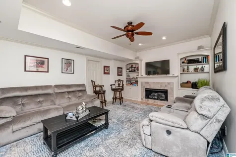 8237 Castlehill Road Hoover AL 35242