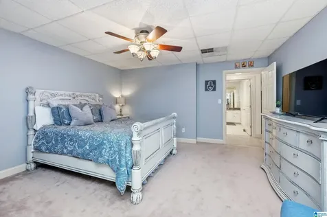 8237 Castlehill Road Hoover AL 35242