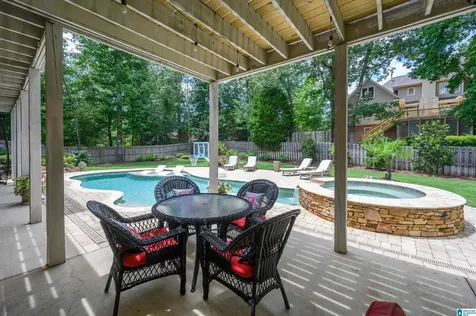 8237 Castlehill Road Hoover AL 35242