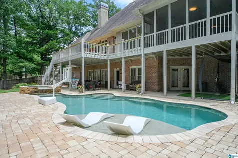 8237 Castlehill Road Hoover AL 35242