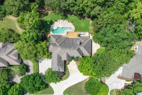 8237 Castlehill Road Hoover AL 35242