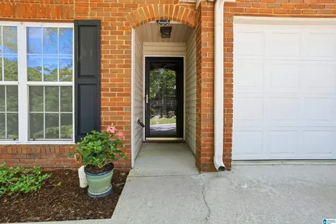 104 Hayesbury Court Pelham AL 35124