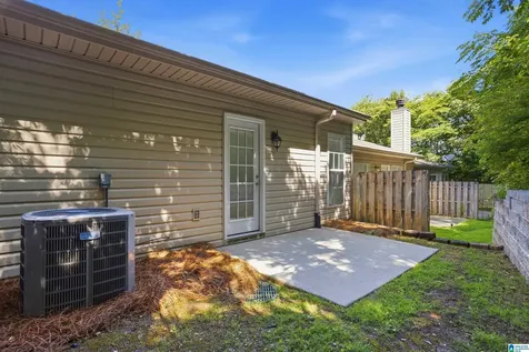 104 Hayesbury Court Pelham AL 35124
