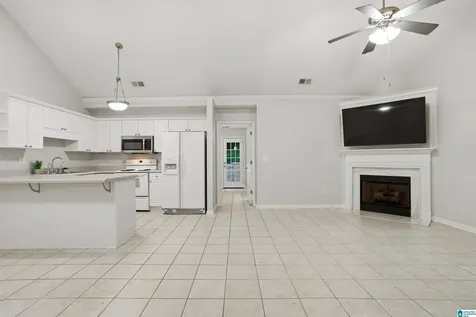104 Hayesbury Court Pelham AL 35124