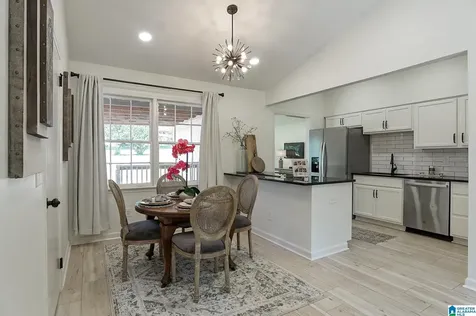 412 10th Street Alabaster AL 35007