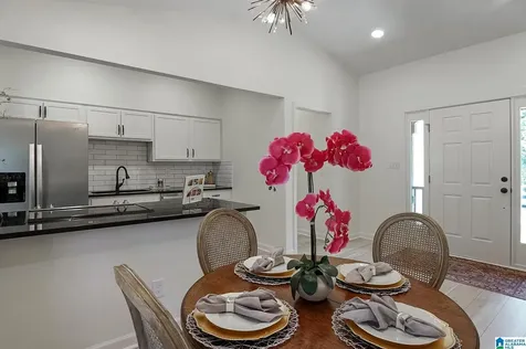 412 10th Street Alabaster AL 35007