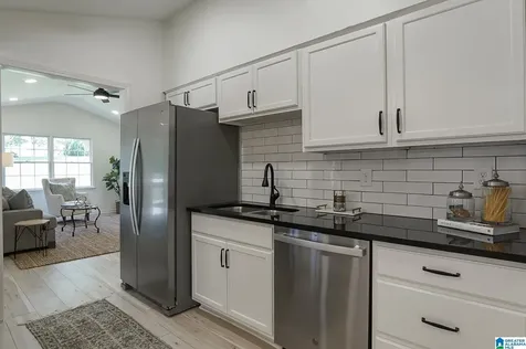 412 10th Street Alabaster AL 35007