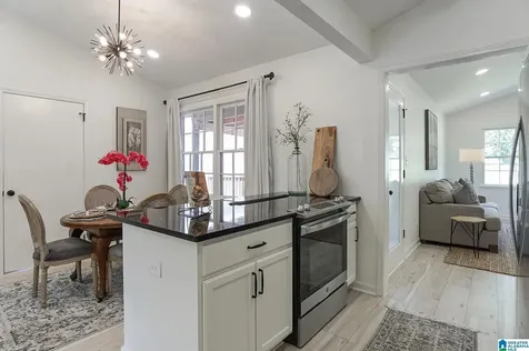 412 10th Street Alabaster AL 35007