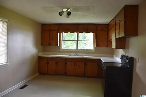 206 E Spring Street Sylacauga AL 35150