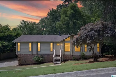 7 Stoneview Trail Irondale AL 35210