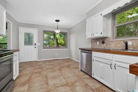 7 Stoneview Trail Irondale AL 35210