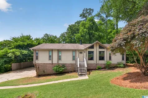 7 Stoneview Trail Irondale AL 35210