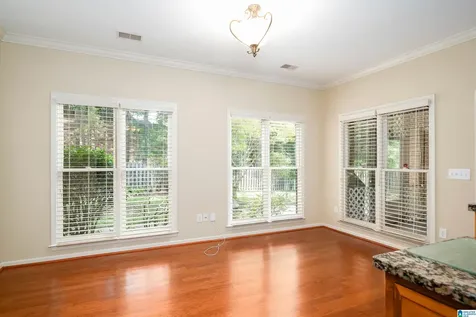4100 Crossing Lane Hoover AL 35242
