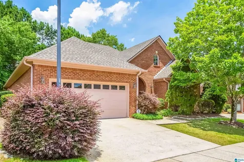 4100 Crossing Lane Hoover AL 35242