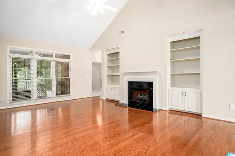4100 Crossing Lane Hoover AL 35242
