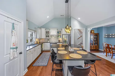 4912 Provence Circle Vestavia Hills AL 35242