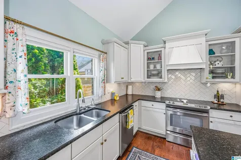4912 Provence Circle Vestavia Hills AL 35242