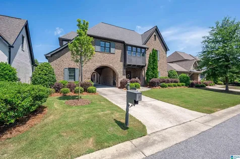 4912 Provence Circle Vestavia Hills AL 35242
