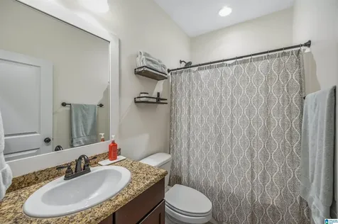 4912 Provence Circle Vestavia Hills AL 35242