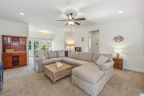 4912 Provence Circle Vestavia Hills AL 35242