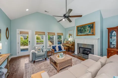 4912 Provence Circle Vestavia Hills AL 35242