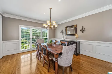 5162 Lake Crest Circle Hoover AL 35226