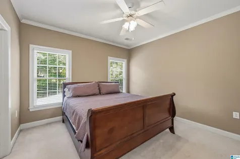 5162 Lake Crest Circle Hoover AL 35226