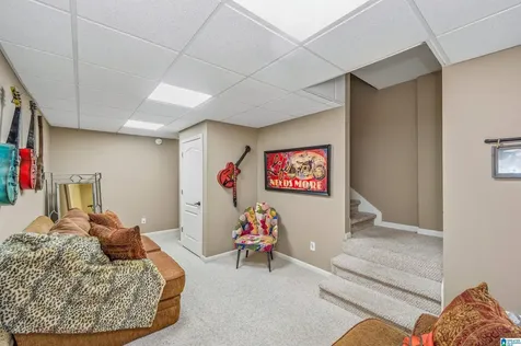 5162 Lake Crest Circle Hoover AL 35226