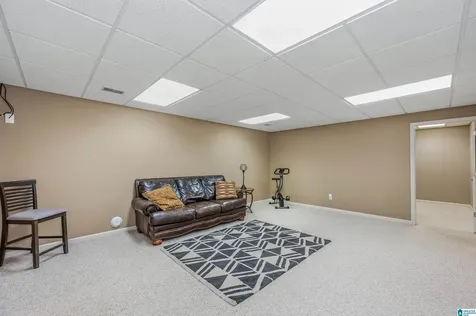 5162 Lake Crest Circle Hoover AL 35226
