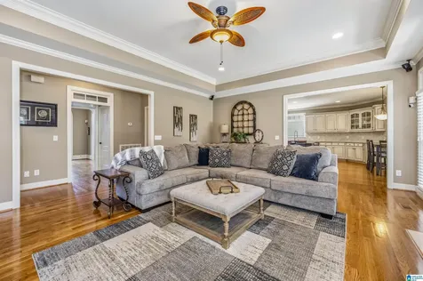 5162 Lake Crest Circle Hoover AL 35226