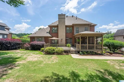 5162 Lake Crest Circle Hoover AL 35226
