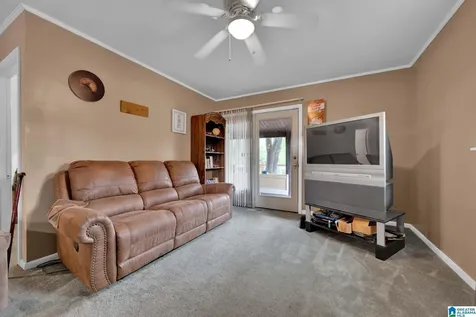 142 Riverside Drive Bessemer AL 35023