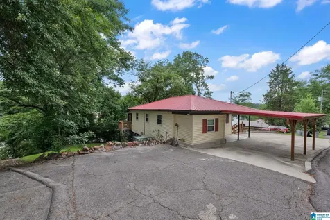 142 Riverside Drive Bessemer AL 35023