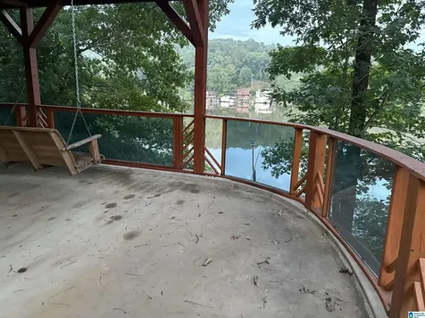 142 Riverside Drive Bessemer AL 35023