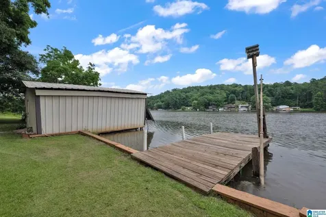 142 Riverside Drive Bessemer AL 35023