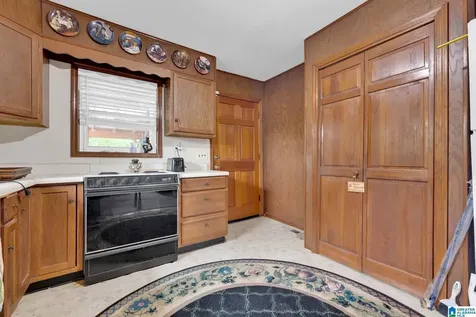 142 Riverside Drive Bessemer AL 35023