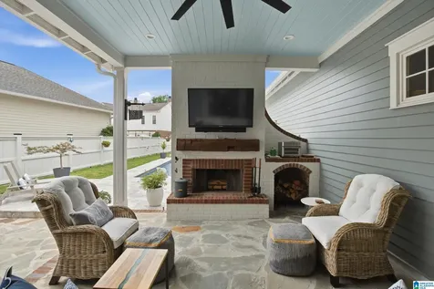 4458 Village Green Way Hoover AL 35226