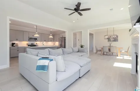 5124 Simms Ridge Pelham AL 35124