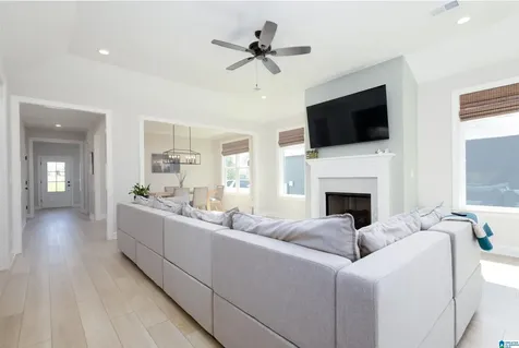 5124 Simms Ridge Pelham AL 35124