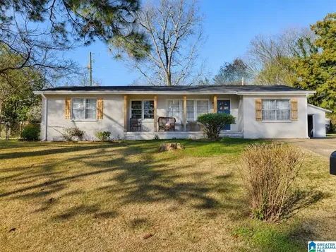 905 Glen Oaks Circle Fairfield AL 35064