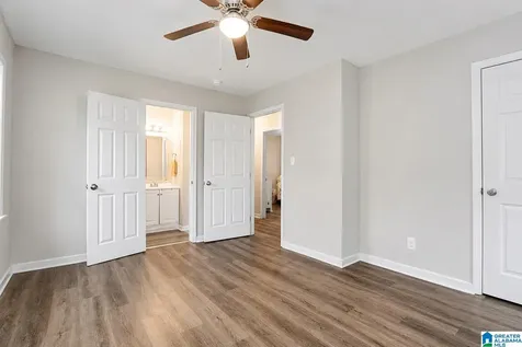 905 Glen Oaks Circle Fairfield AL 35064