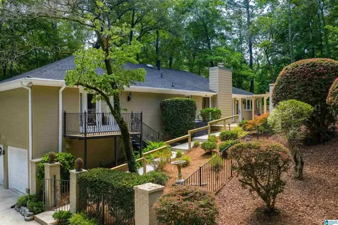 610 Riverchase Parkway W Hoover AL 35244