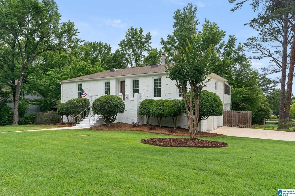 335 Albemarle Drive Hoover AL 35226