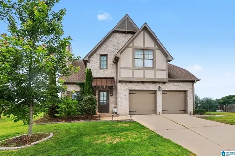 1004 Garnet Drive Calera AL 35040