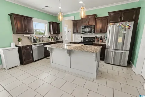 1004 Garnet Drive Calera AL 35040