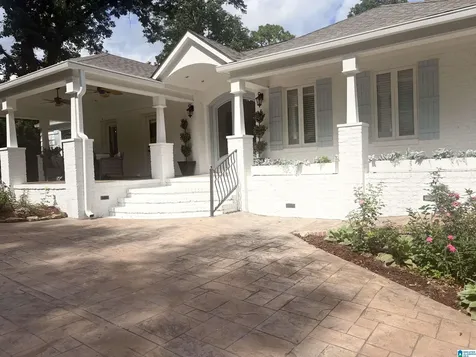 2557 Mountain Woods Drive Vestavia Hills AL 35216